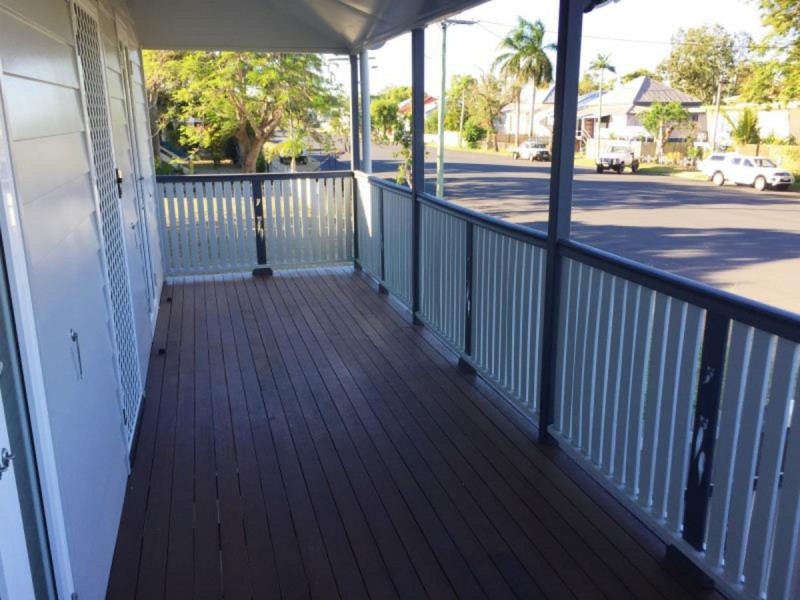 290 East Street, Depot Hill QLD 4700